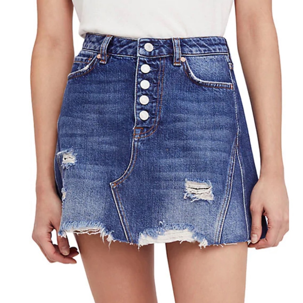 FREE PEOPLE DENIM DISTRESSED HARVEY SKIRT